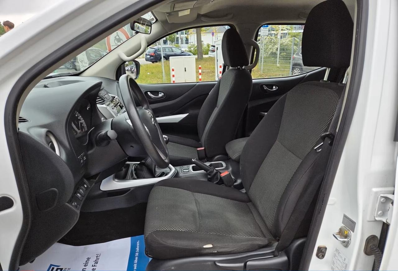 Nissan Navara 2.3 dCi 4WD Double Cab Acenta