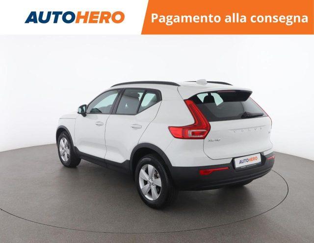 VOLVO XC40 T2 Geartronic Momentum Core