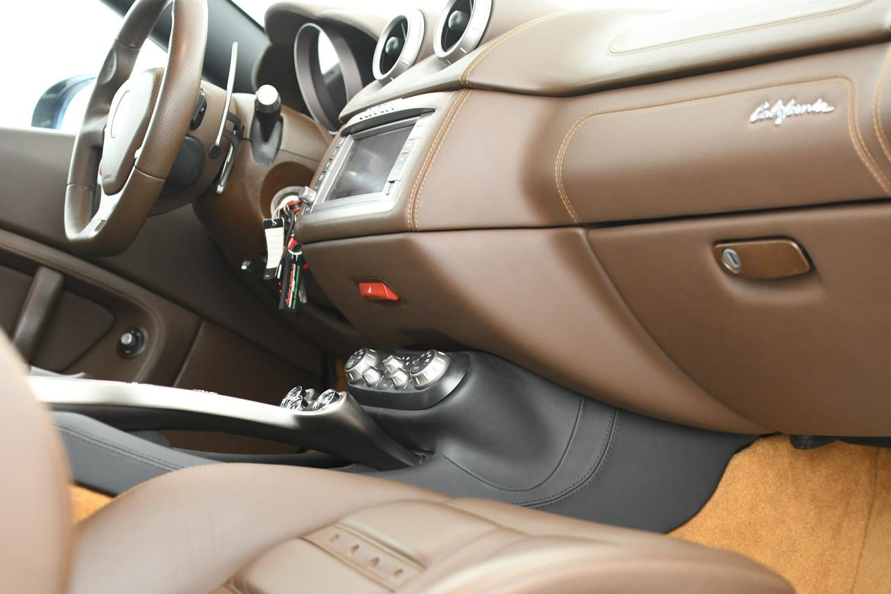 FERRARI California 4.3 dct SOSP.DUAL MODE+CARBOCERAMICI+DAYTONA