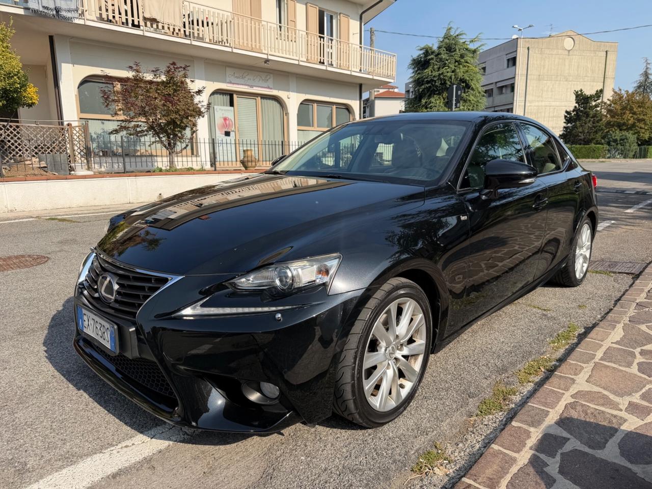 Lexus IS 300 Hybrid FSport