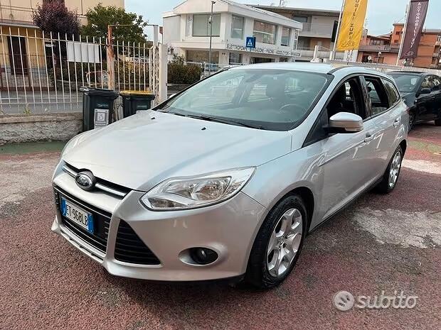 FORD FOCUS TITANIUM *PRONTA CONSEGNA*