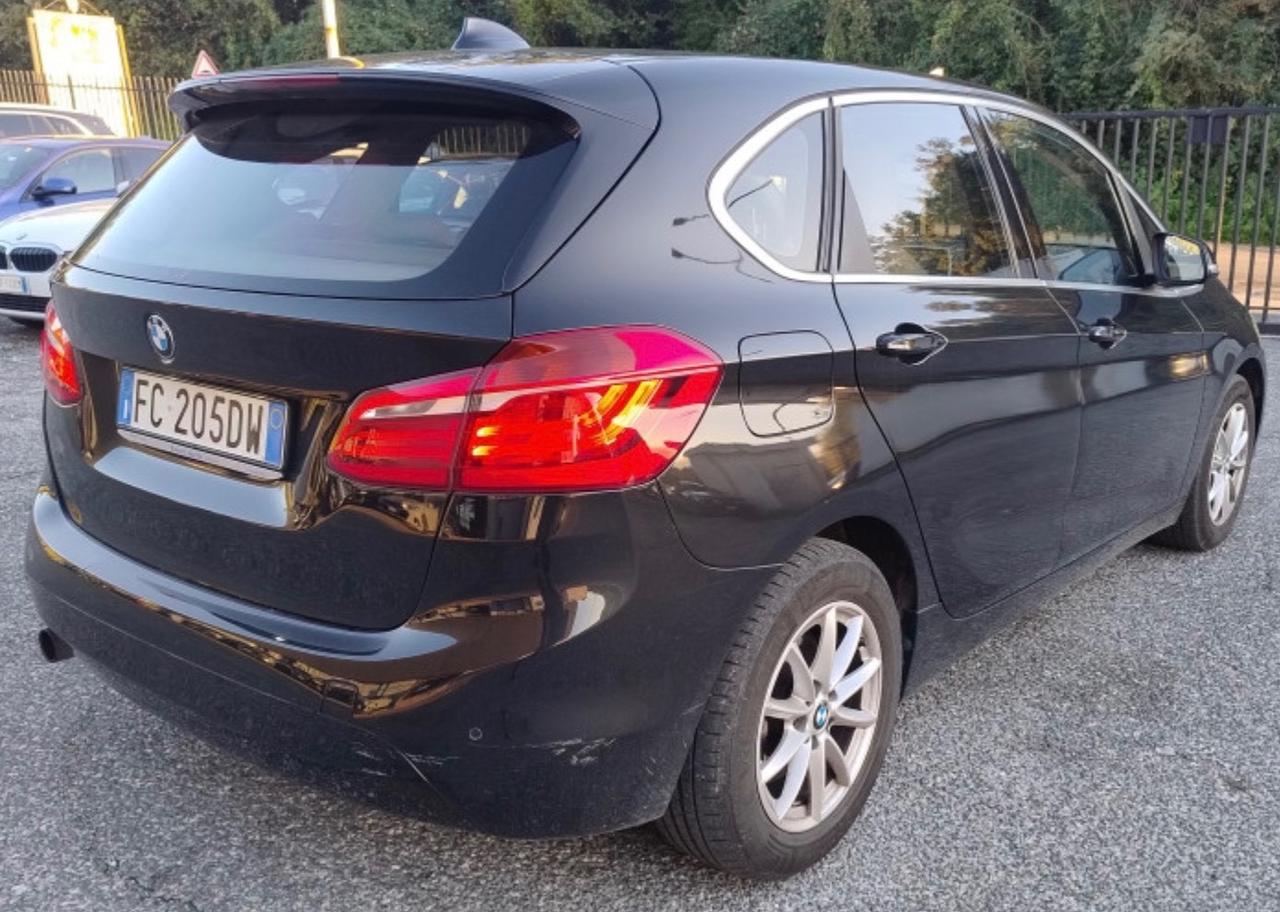 Bmw 2er Active Tourer 218d Luxury