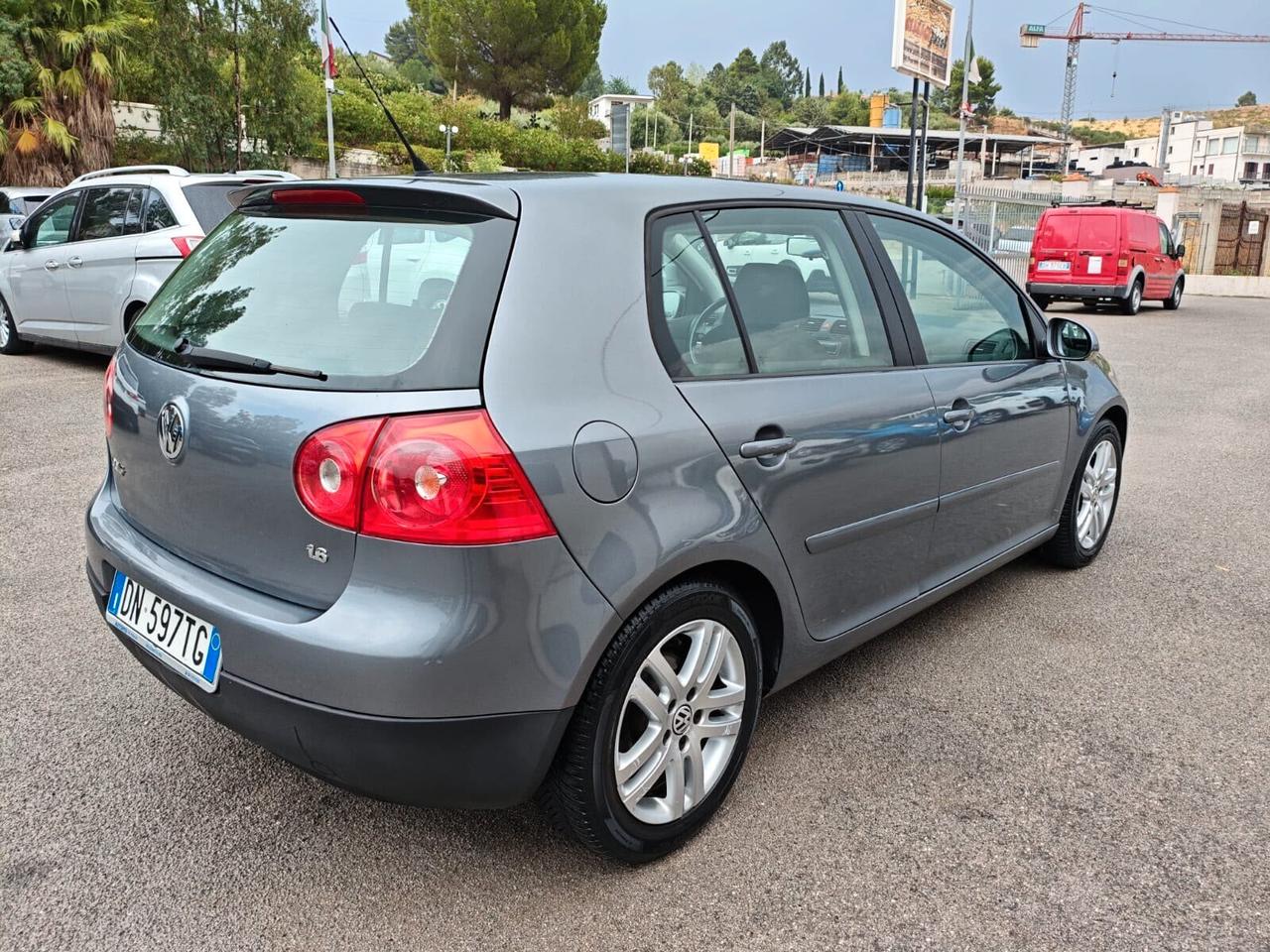 Volkswagen Golf 5 1.6 Benzina/Gpl 5p. Comfortline