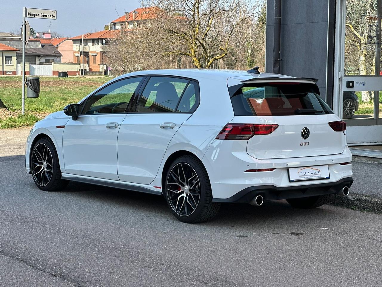 Volkswagen Golf 2.0 TSI GTI