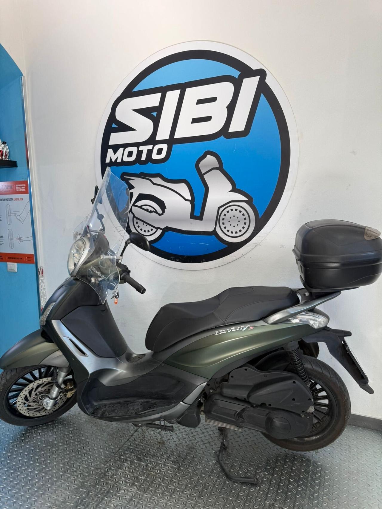 Piaggio Beverly 300