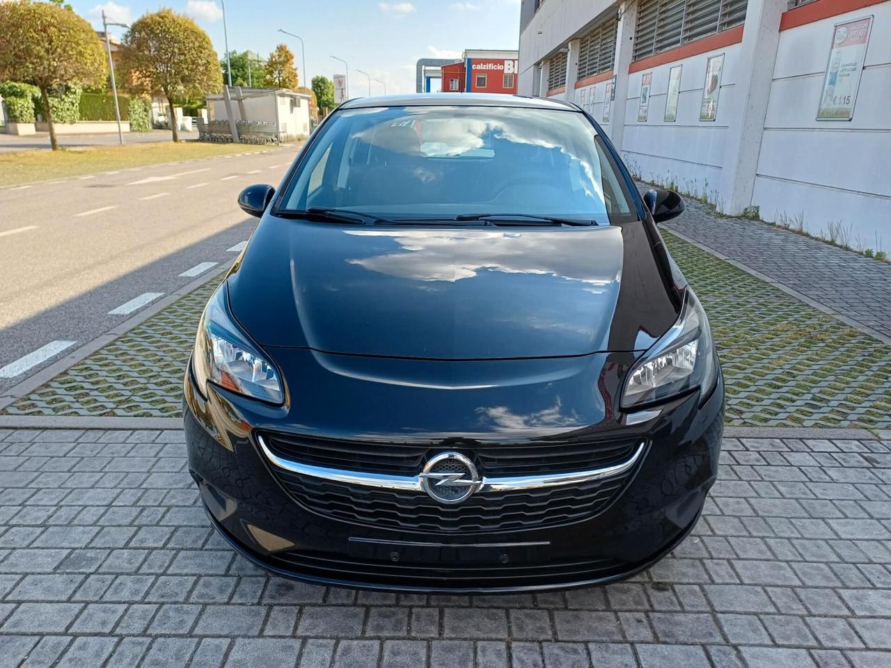 Opel Corsa 1.2 5 porte Innovation
