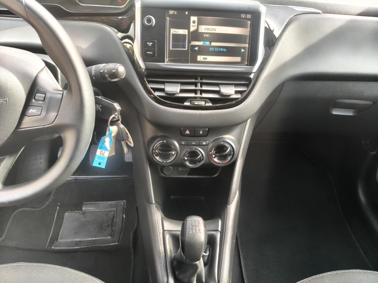 Peugeot 208 1.0 del 2013 SOLO 87.000 KM