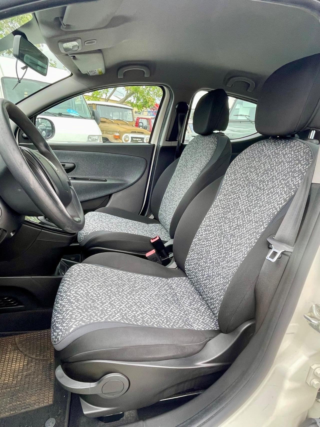Lancia Ypsilon 1.2 69 CV 5 porte GPL Ecochic Gold