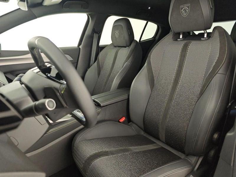 Peugeot 408 Hybrid 145 e-DCS6 GT