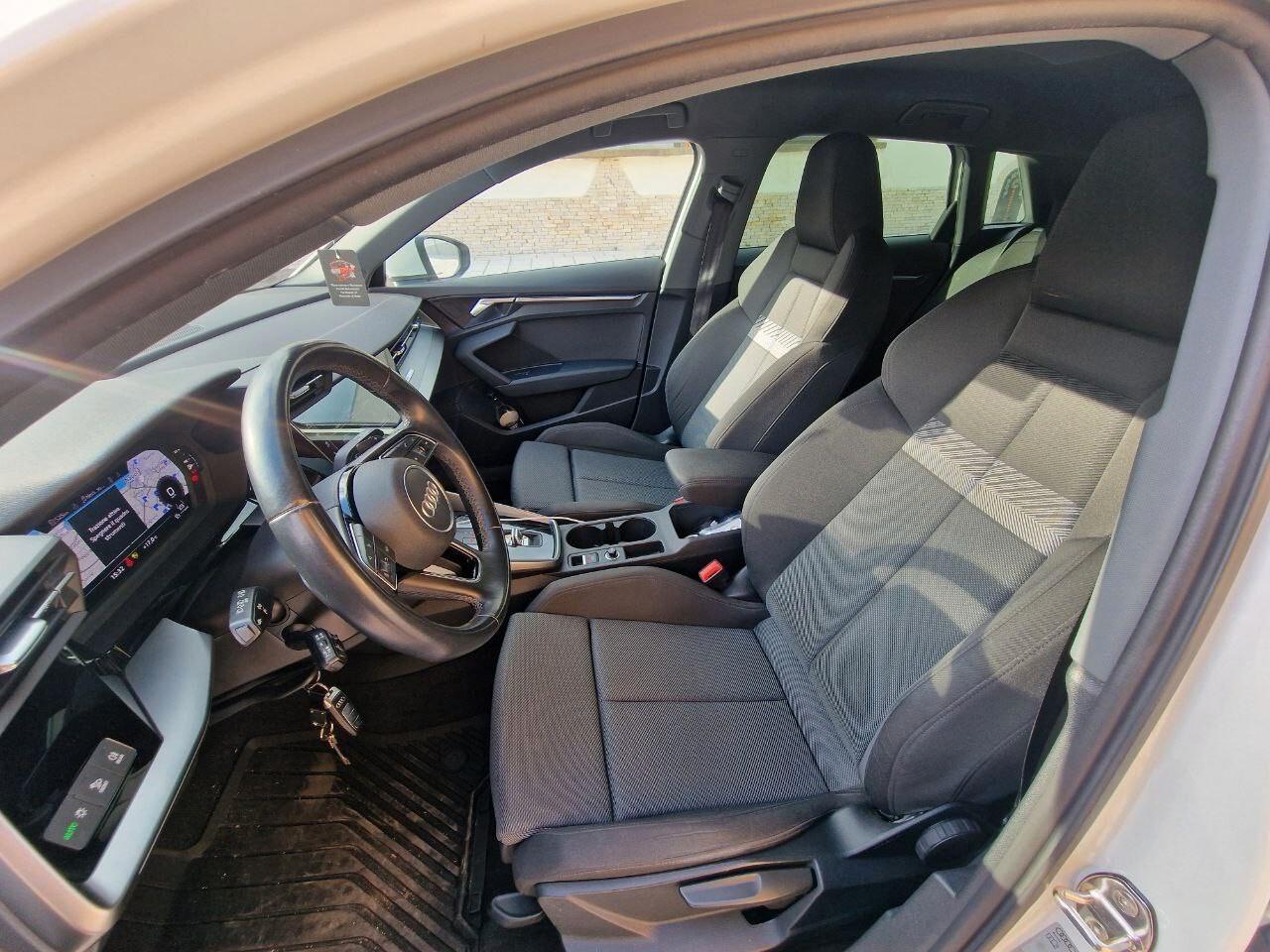 Audi A3 SPB 30 g-tron S tronic Business Advanced