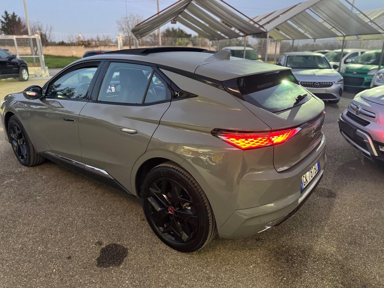 DS4 BlueHDi 130 aut. Performance Line+ Tetto Led a