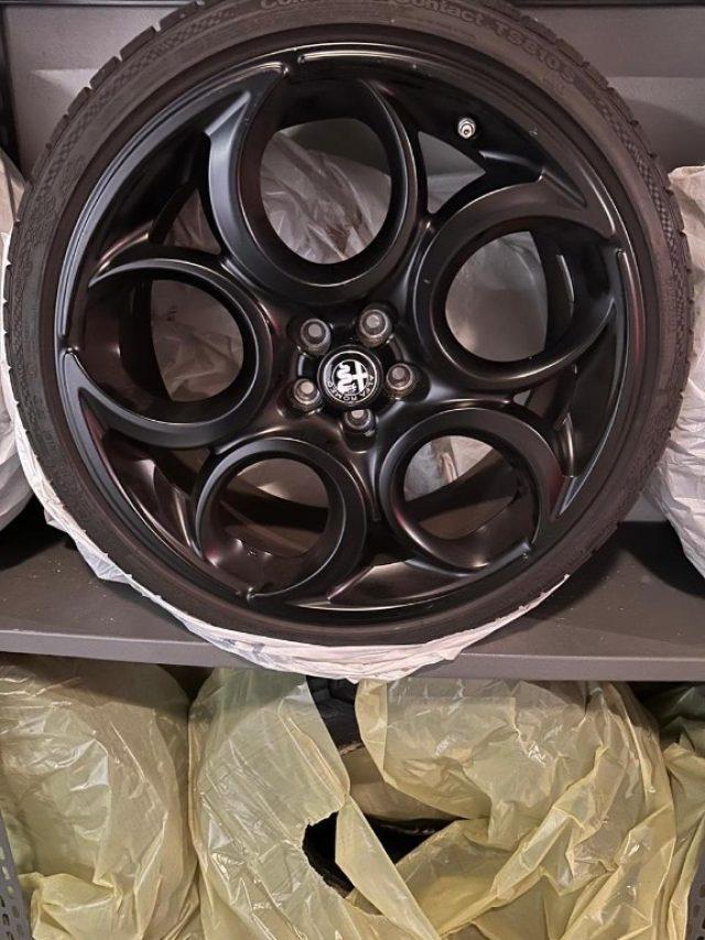 ALFA ROMEO 4C 1750 TBi