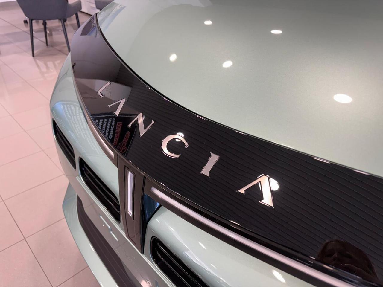 Lancia Ypsilon 1.2 mhev 110cv e-dct