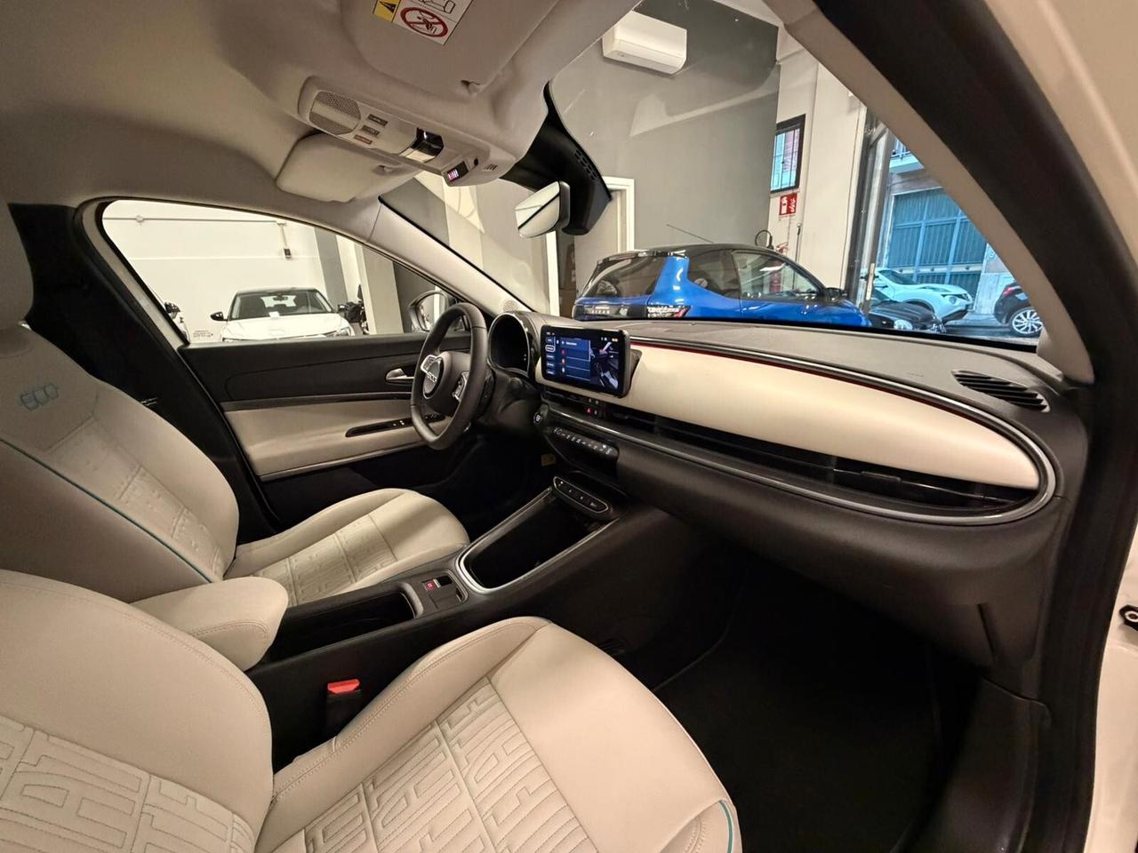 Fiat 600 Hybrid 100 CV DCT MHEV La Prima 230 al mese