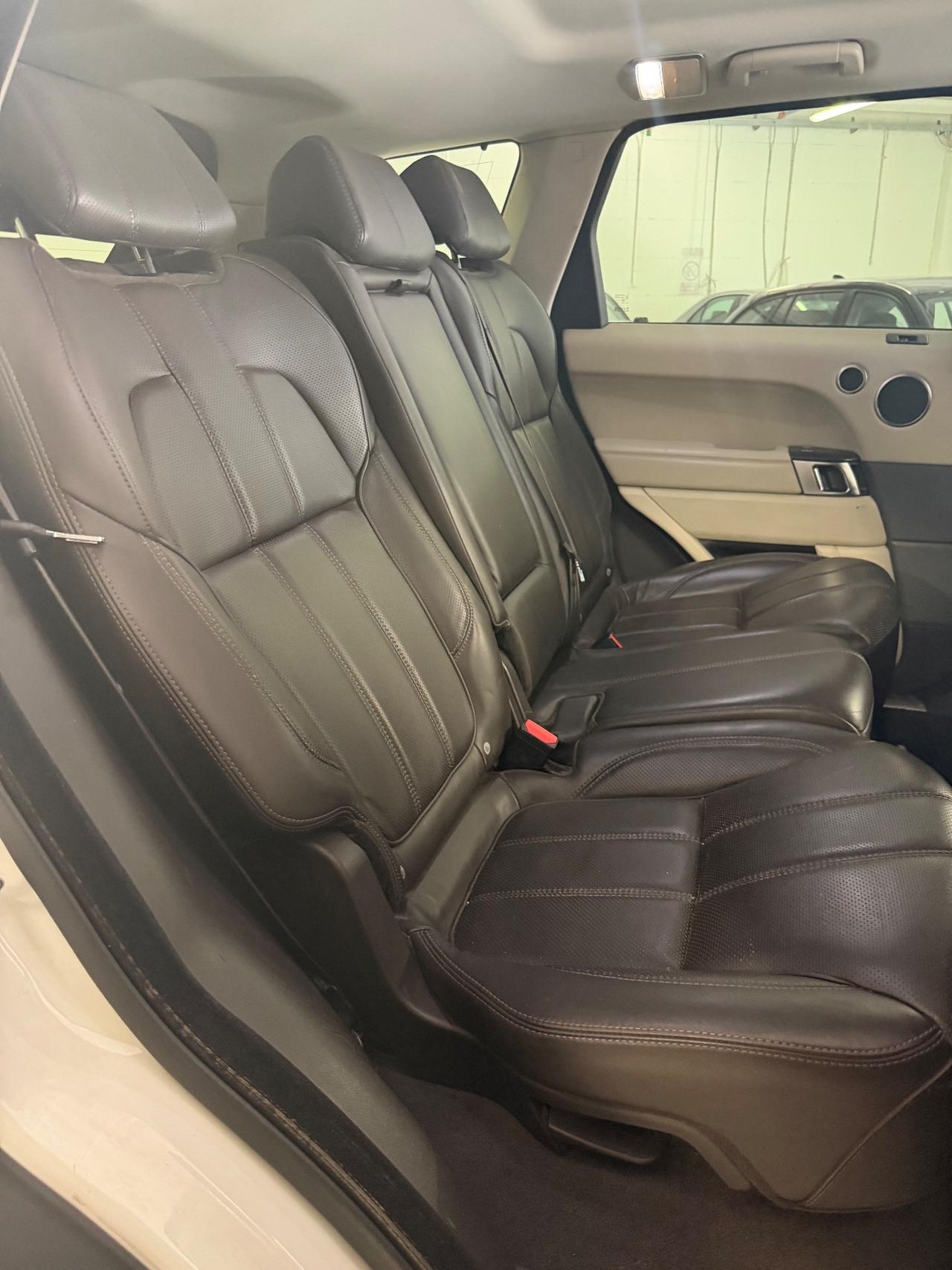 Land Rover Range Sport 3.0 TDV6 HSE Dynamic