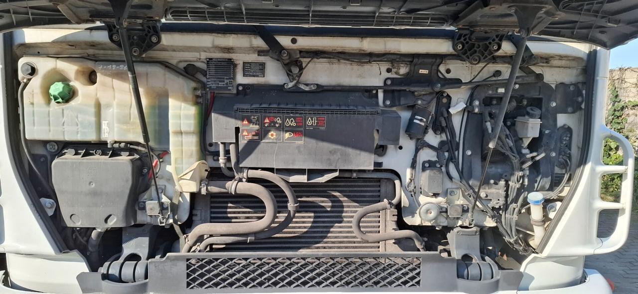 IVECO STRALIS 260 E31 CARICATORE E SCARRABILE