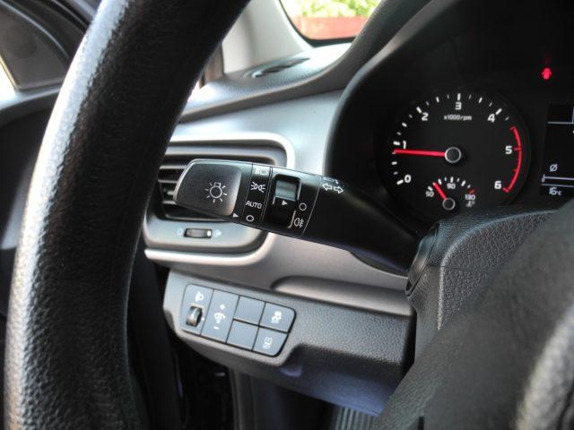 KIA Stonic 1.6 CRDi 110cv Urban -BiColor-Ok NEOPAT.- EURO 6/B