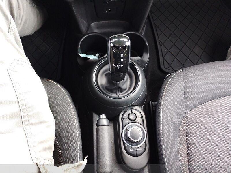 MINI Mini 5 porte Mini F55 2021 5p Mini 5p 1.5 Cooper Camden auto