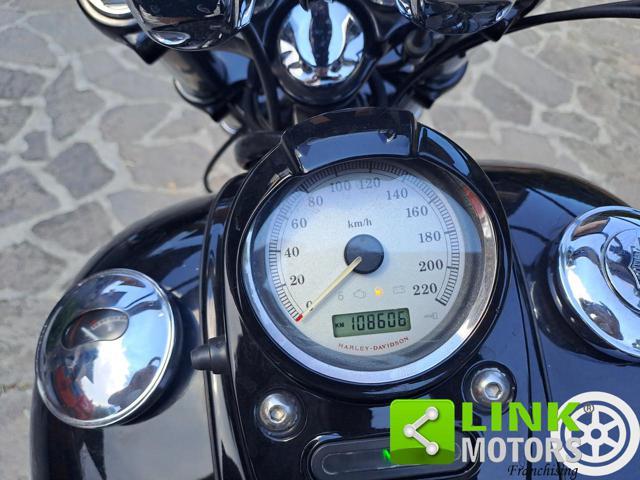 HARLEY-DAVIDSON FXDWG Dyna Wide Glide .