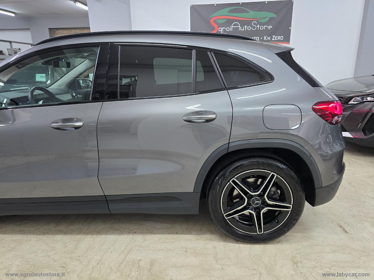 MERCEDES-BENZ GLA 220 d Automatic Premium