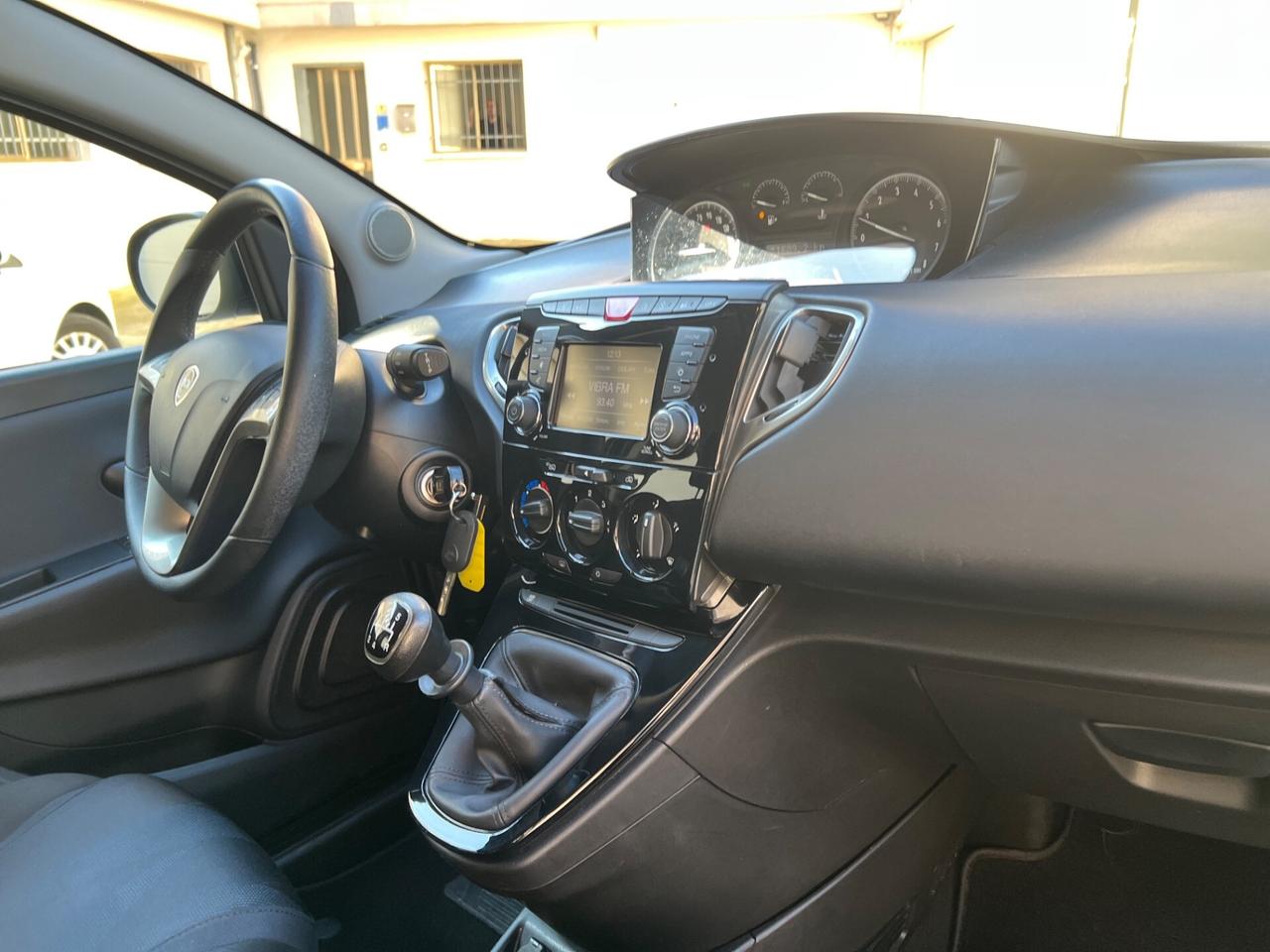 Lancia Ypsilon 1.2 69 CV 5 porte Platinum 51.000 km