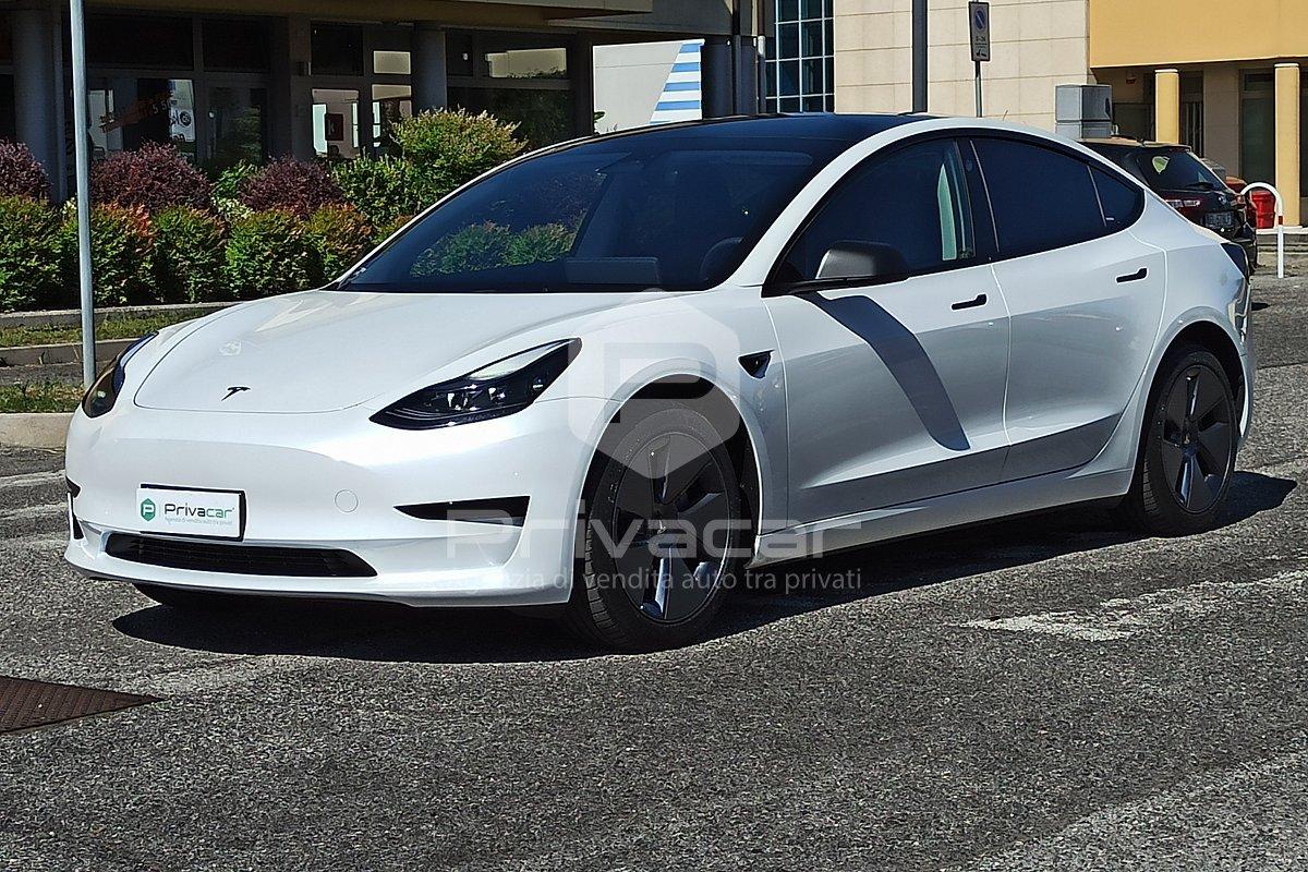TESLA Model 3 RWD