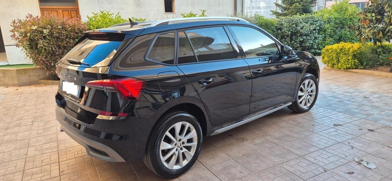 Skoda Kamiq 1.0 TSI 110 cv Dark Shade