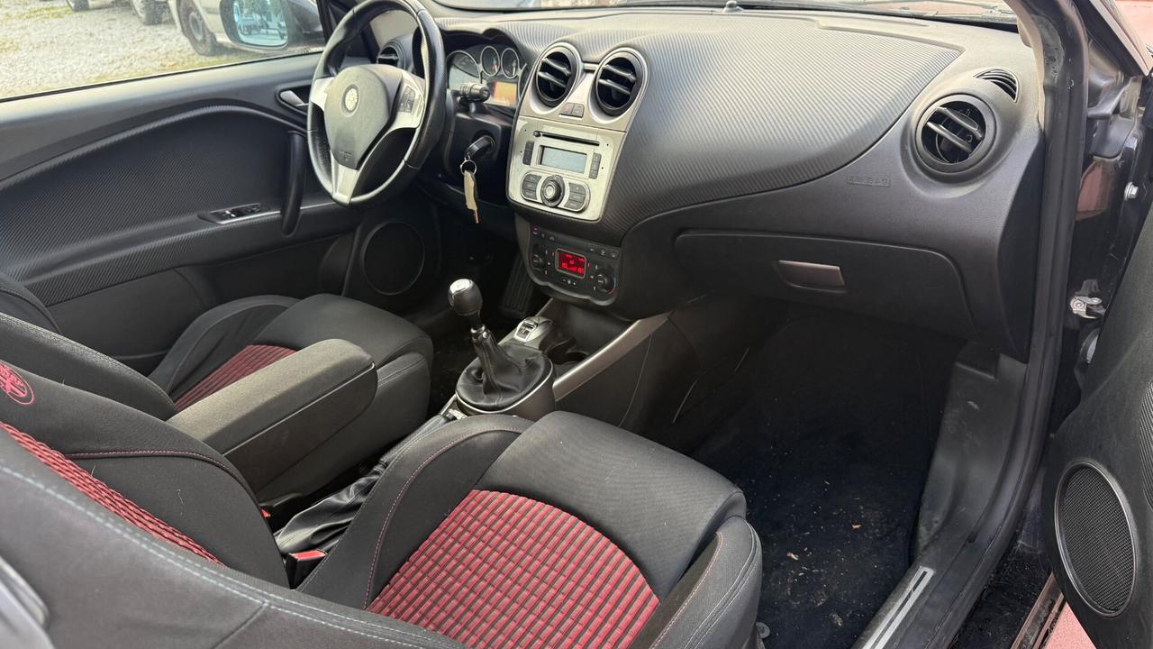 Alfa Romeo MiTo 1.4 T 120 CV GPL Distinctive Sport Pack