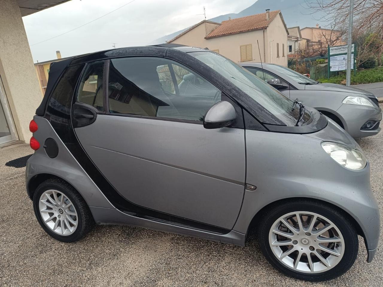 Smart ForTwo 1000 52 kW cabrio passion 451