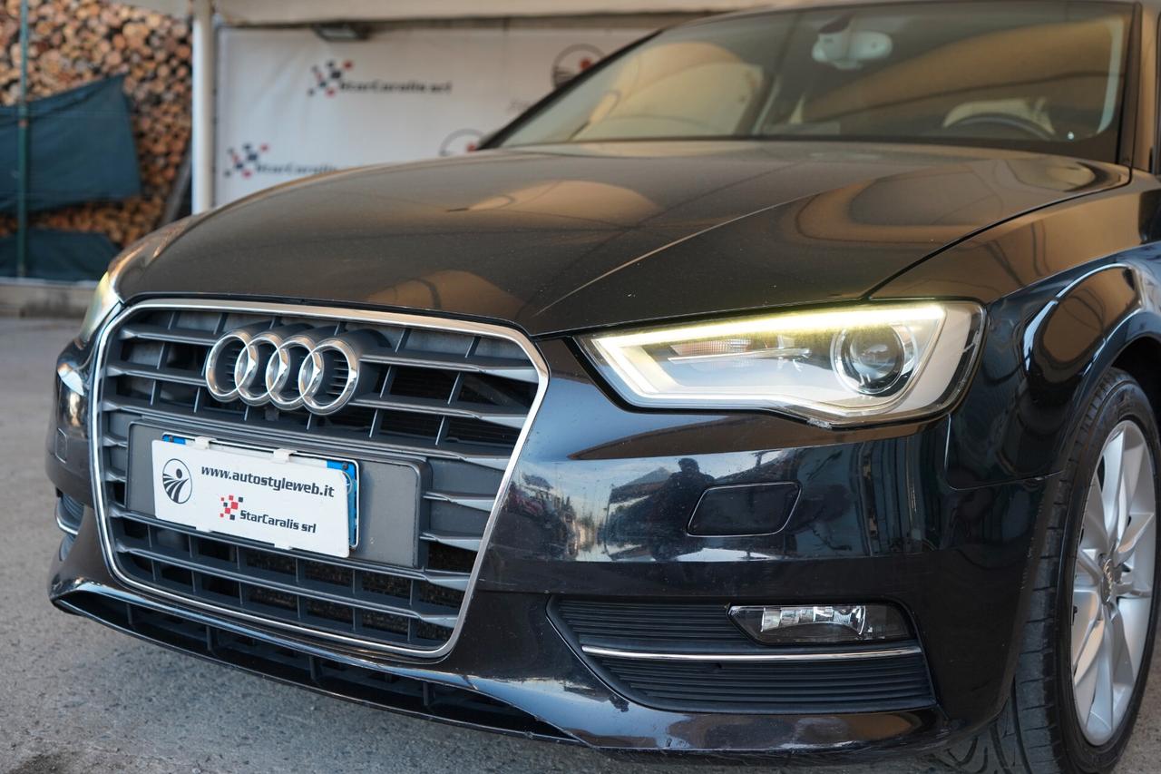 Audi A3 1.6 TDI 105 Cv Attraction
