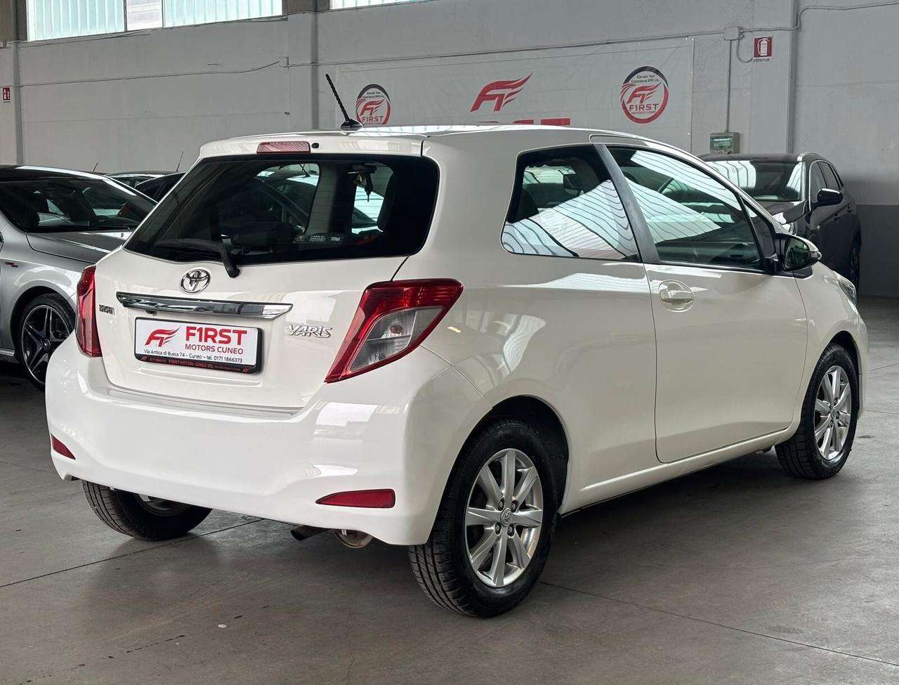 Toyota Yaris 1.0 3 porte Active