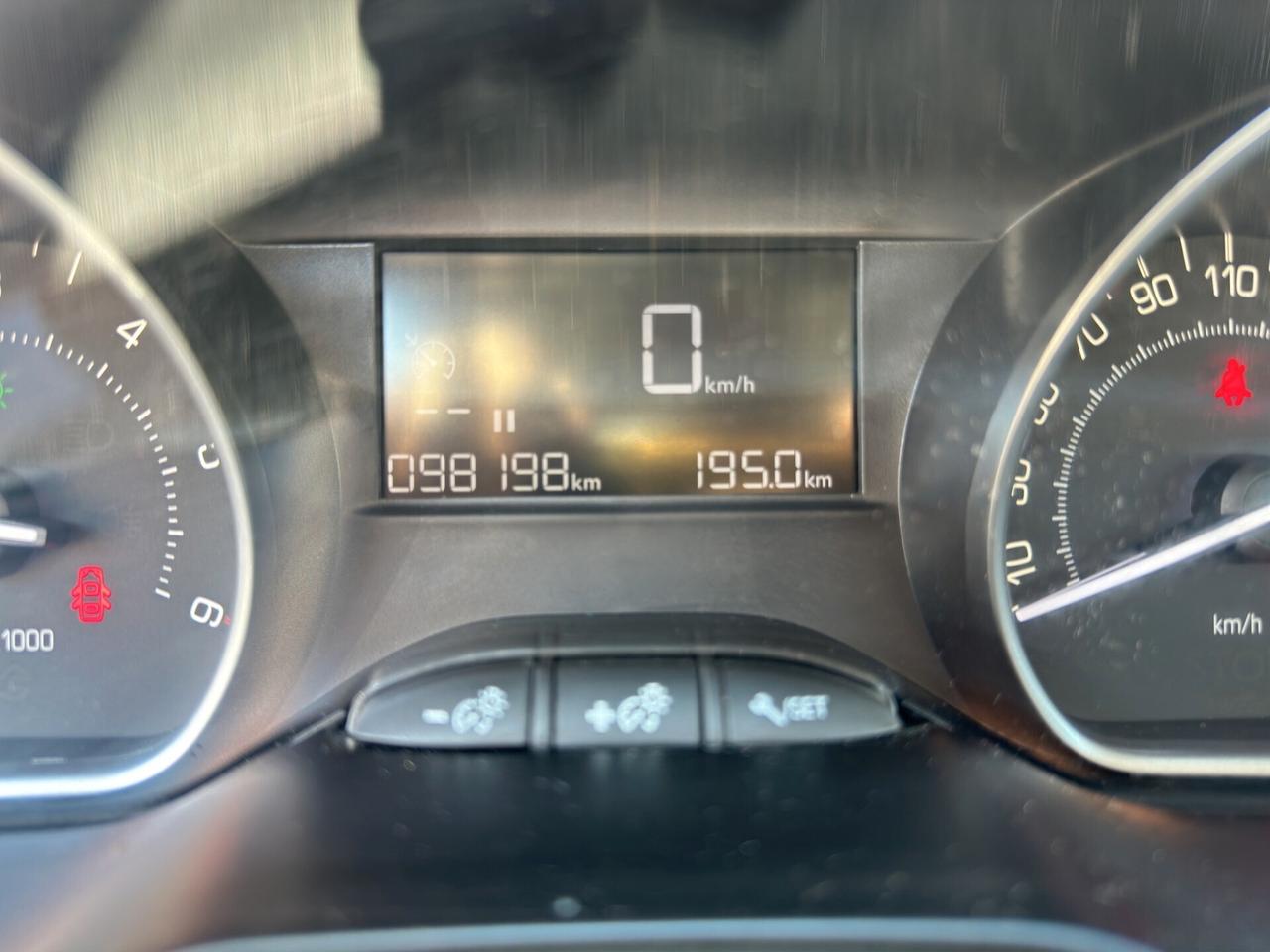 Peugeot 208 BlueHDi 102CV S&S 5 porte Allure