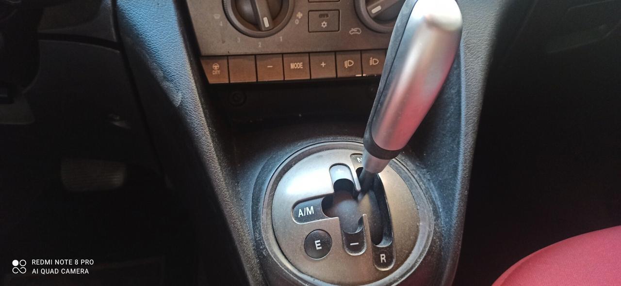 Lancia Ypsilon 1.3 Multijet 16V Argento cambio aut.