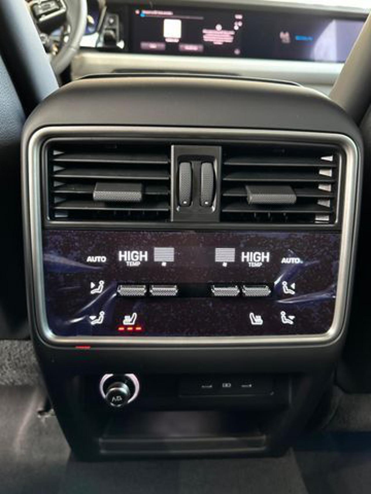 PORSCHE Cayenne Coupé 3.0 V6*Matrix-Bose-Ordinabile*