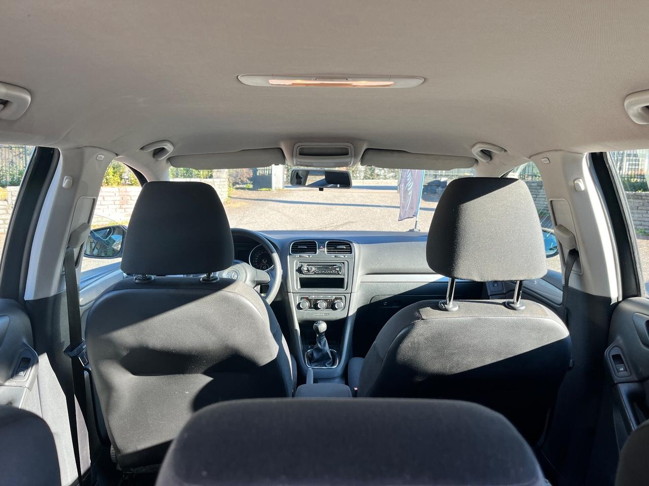 Volkswagen Golf 1.6 TDI DPF 5p. United