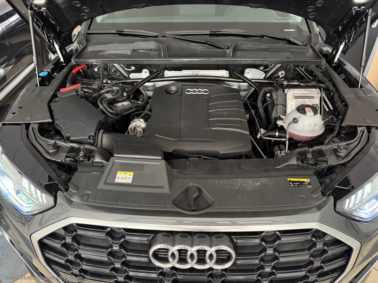 AUDI Q5 40 TDI 204CV qu. S tr. S line MATRIX - LUCI AMBIENTE FULL