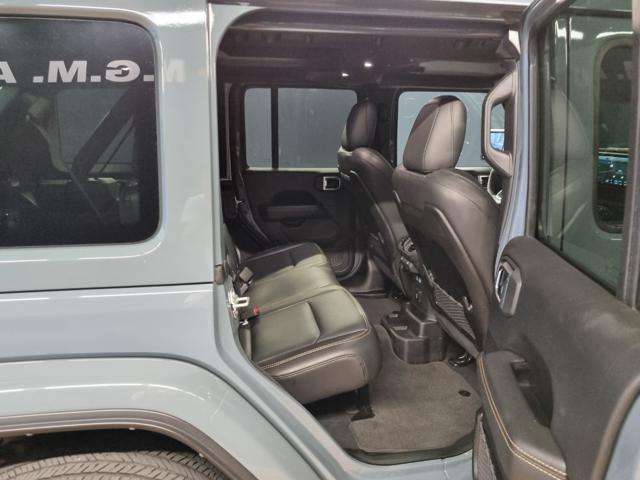 JEEP Wrangler Unlimited 2.0 Turbo Sahara