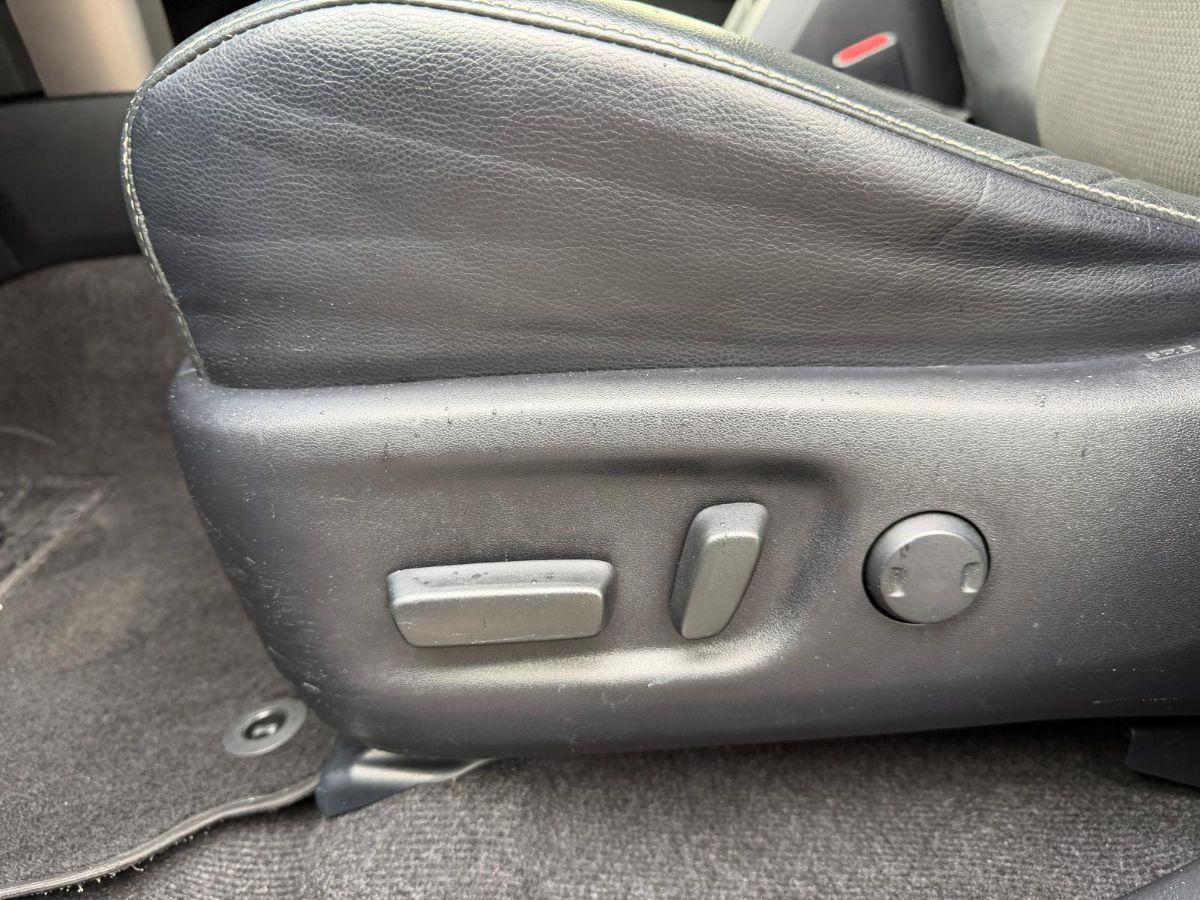 TOYOTA - RAV4 - 2.0 D-4D 2WD Business