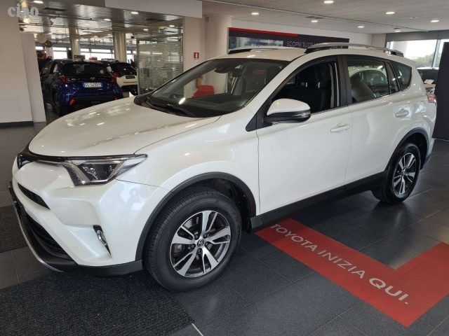 TOYOTA RAV 4 RAV4 2.0 D-4D 2WD Active