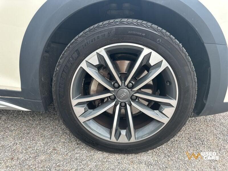 Audi A4 allroad 40 TDI 204 CV S tronic Identity Contrast
