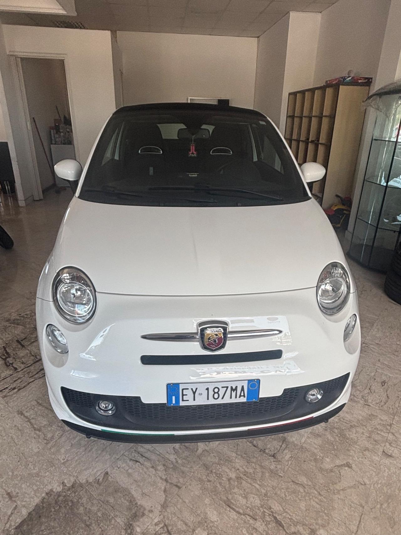 Abarth 500 C 1.4 Turbo T-Jet Custom