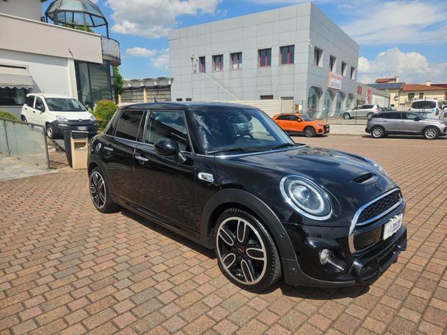 MINI Cooper SD 2.0 Cooper SD aut. 5 porte Pacc. John Cooper Works