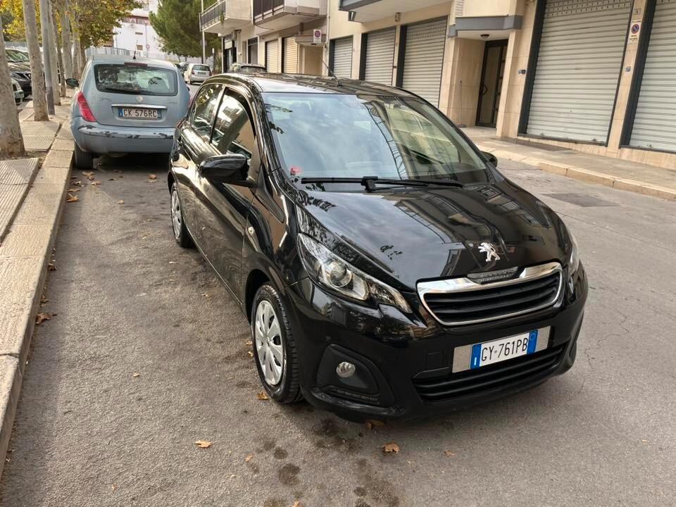 Peugeot 108 VTi 68 5 porte Allure