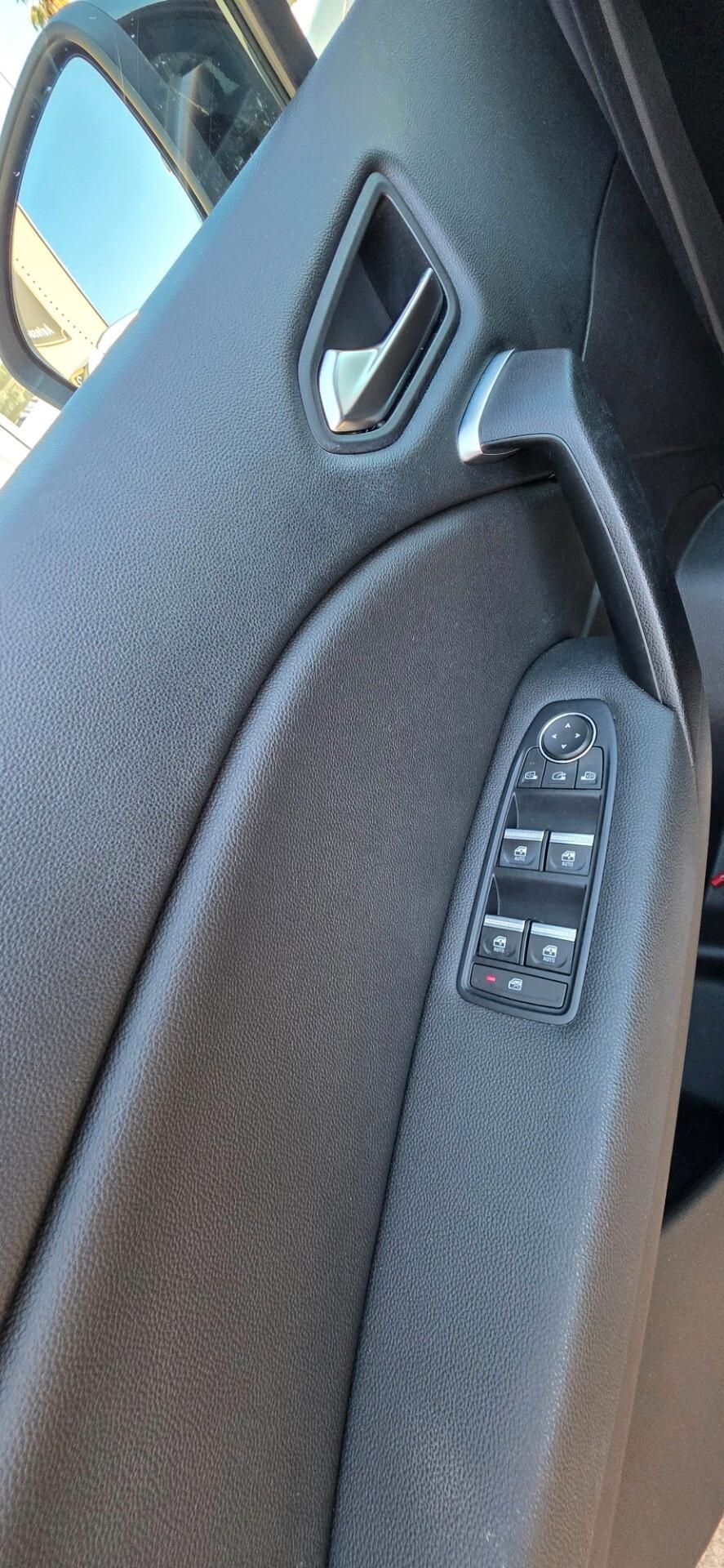 Renault Captur Blue dCi 115 CV EDC Intens