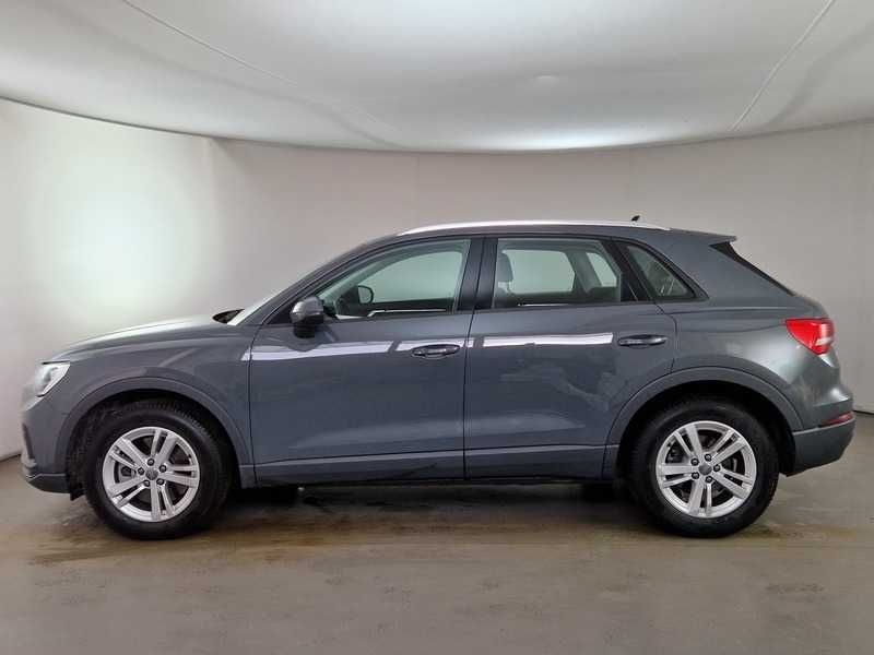 AUDI Q3 40 TDI quattro S tronic Business