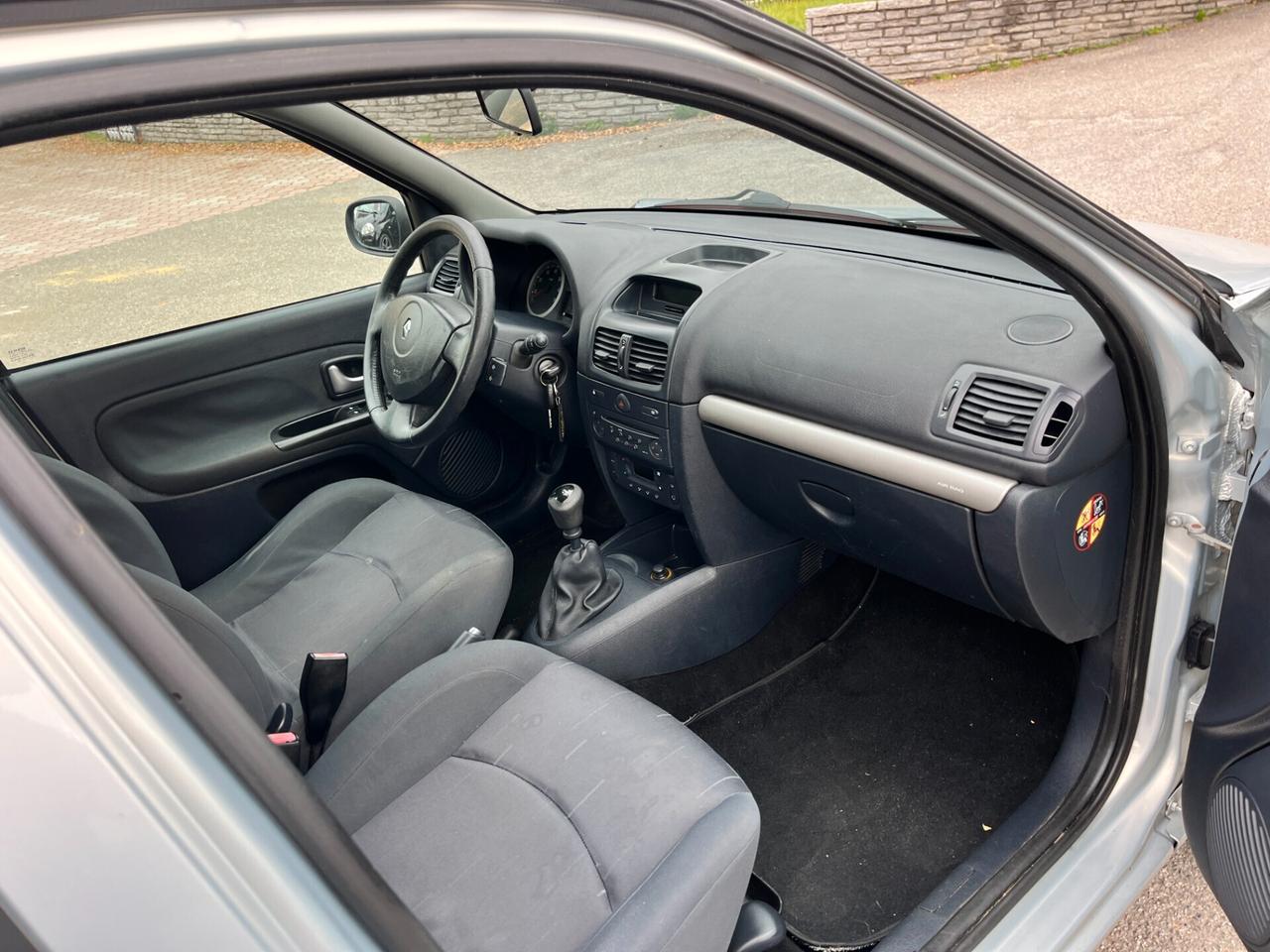 Renault Clio 1.2 16V cat 5 porte Pack Dynamique