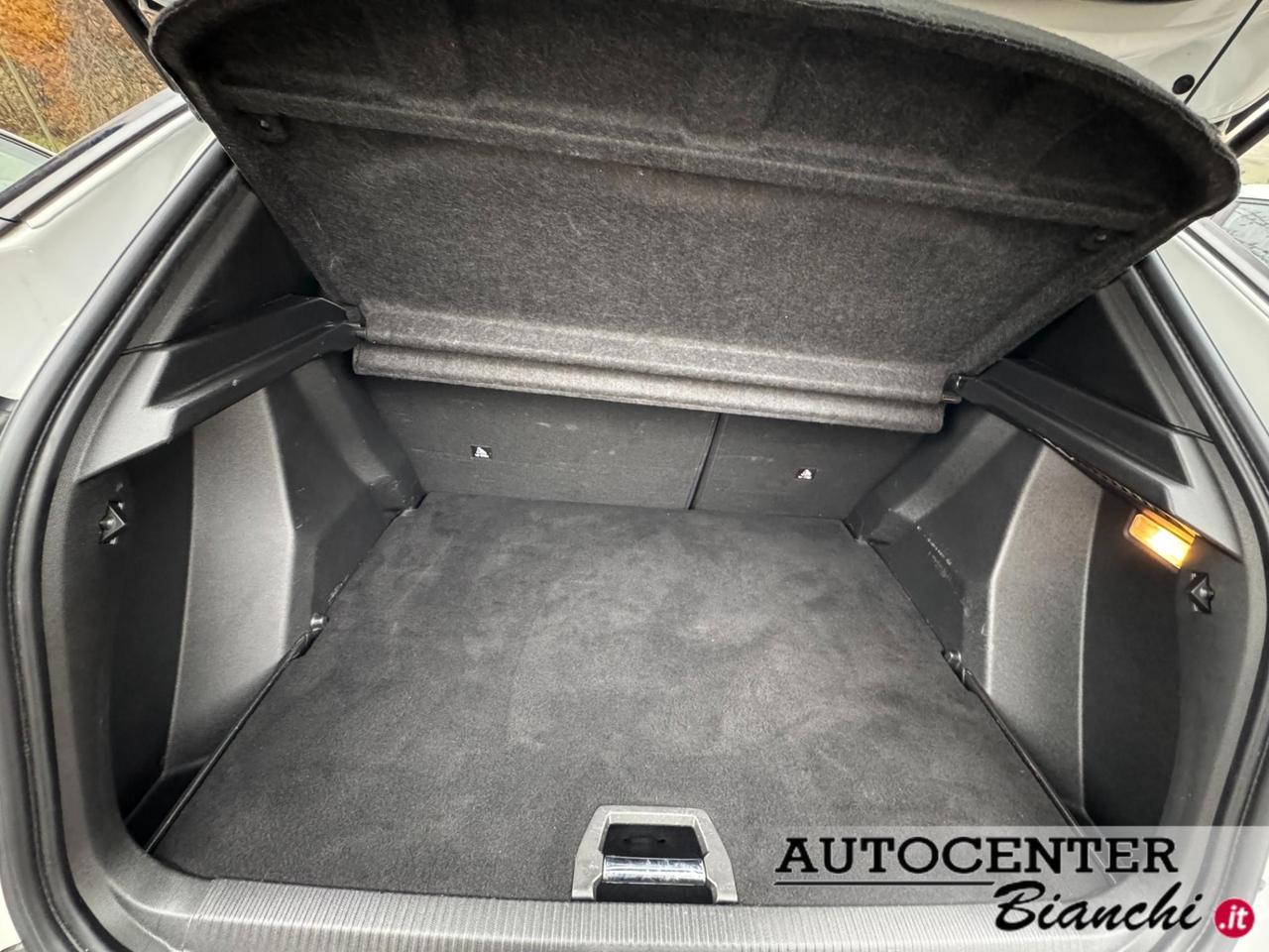 Peugeot 2008 1.5 bluehdi Allure Pack s&s 130cv eat8