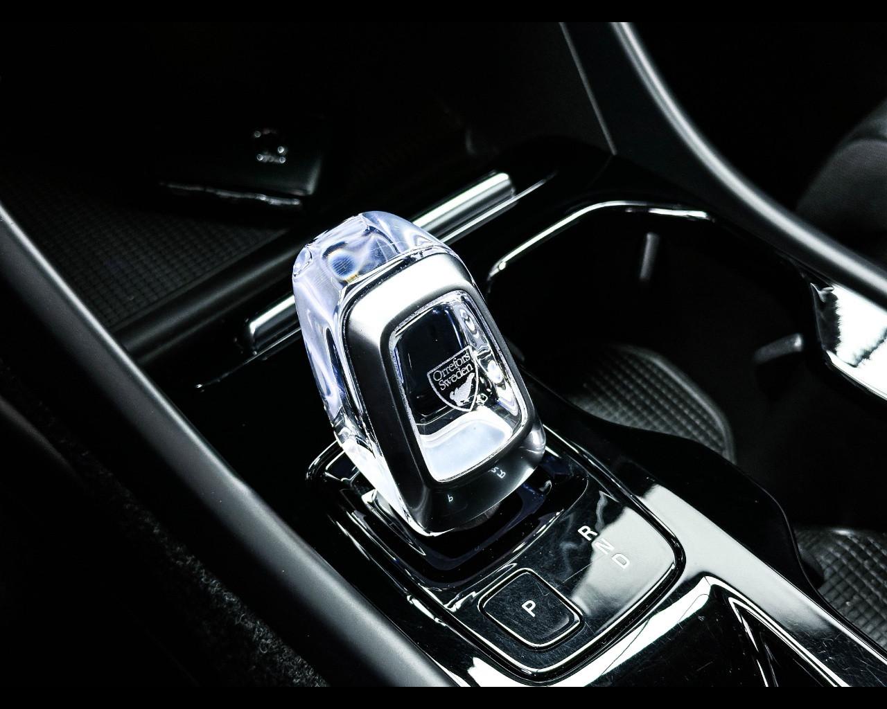 VOLVO XC40 T3 Geartronic Inscription