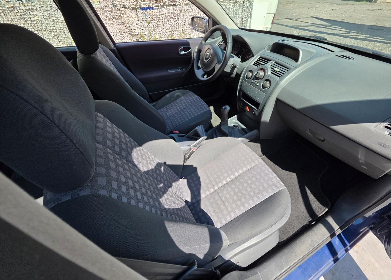 Renault Megane 1.4 16v X NEOPATENTATO ZAMPOGNAUTO CT