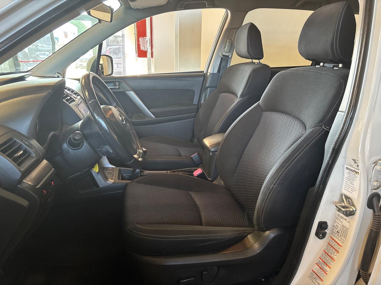 Subaru Forester 2.0D |BIANCO PERLA GANCIO TRAINO